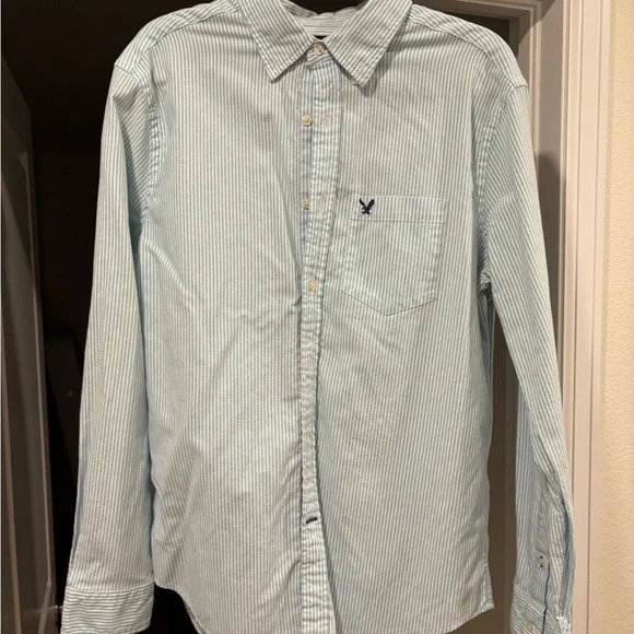 American Eagle Outfitters Light Blue Striped Casual Button Down Shirt - Picture 1 of 3